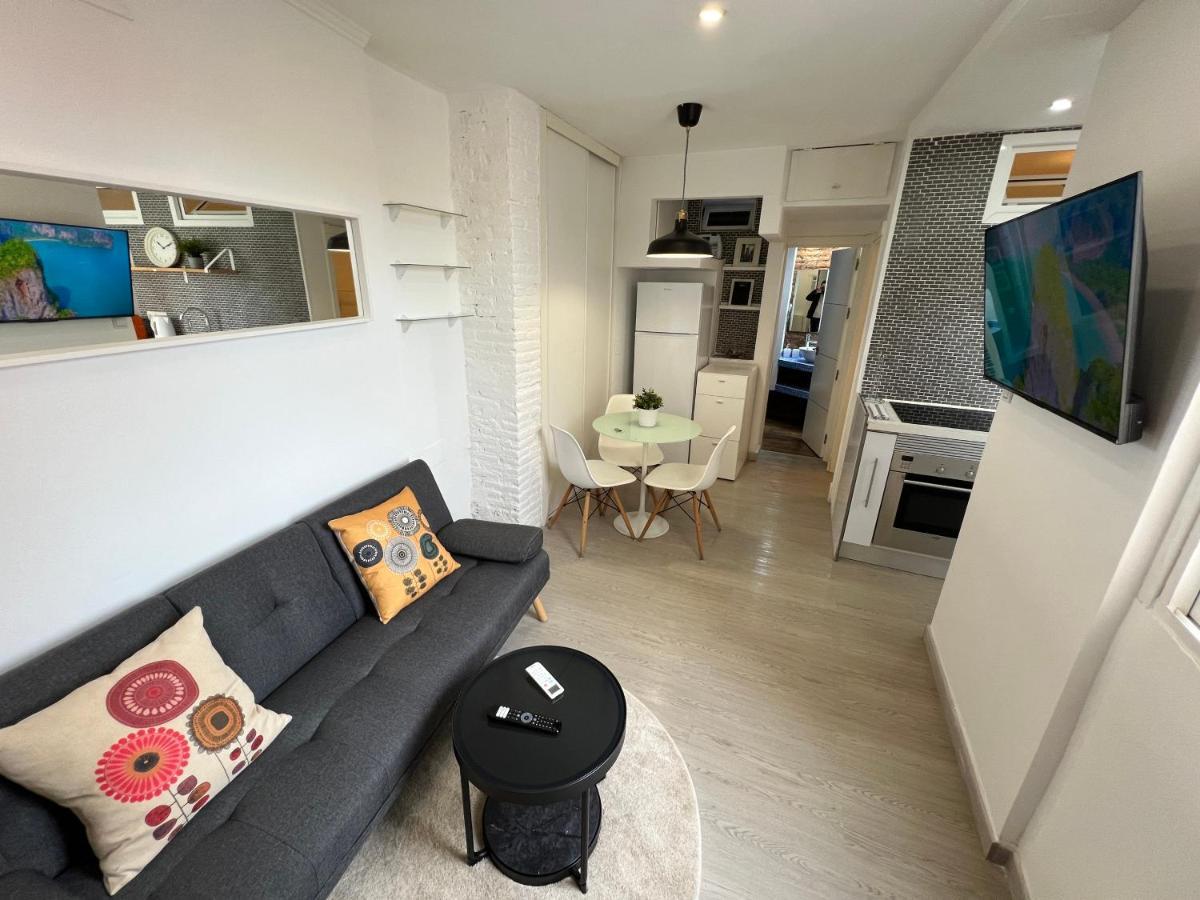 Excellent Location Malaga Centro Historico 2 Bed Flatアパートメント エクステリア 写真